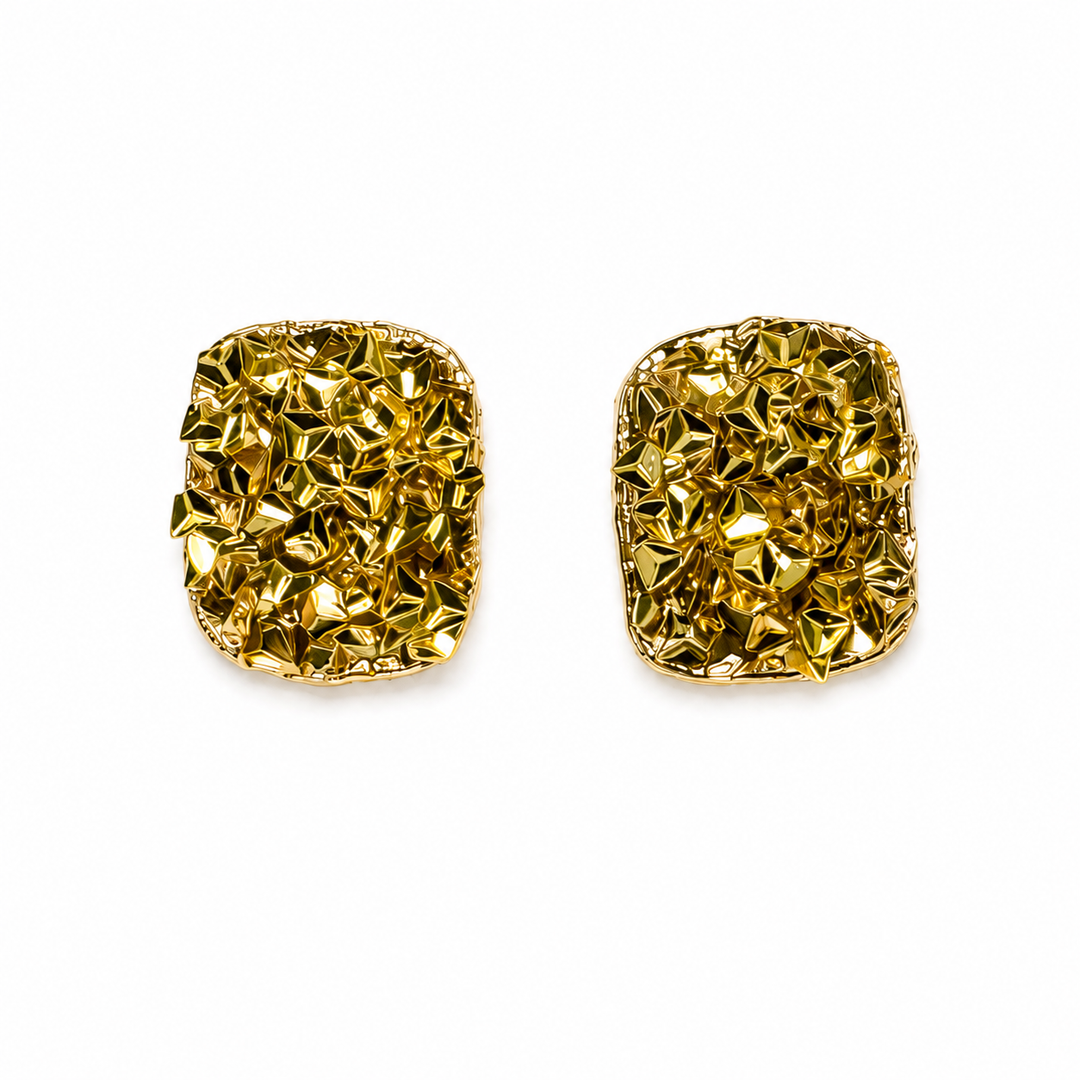 Simple Sparkly stud - gold